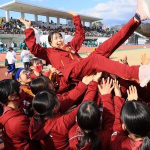 名城大学　大学女子駅伝　祝５連覇