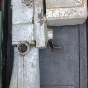 大工の解体工事　某有名メーカー物置の基礎ブロック編