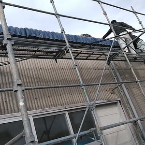 御前崎市　水産加工場　鉄骨屋根下地の修理工事