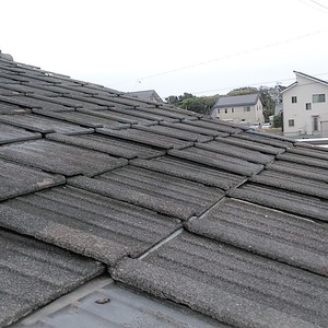御前崎市　Ｙ様邸　物置小屋の屋根瓦の補修工事